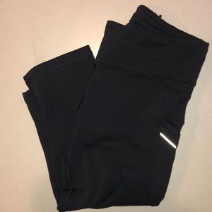 Lululemon crops